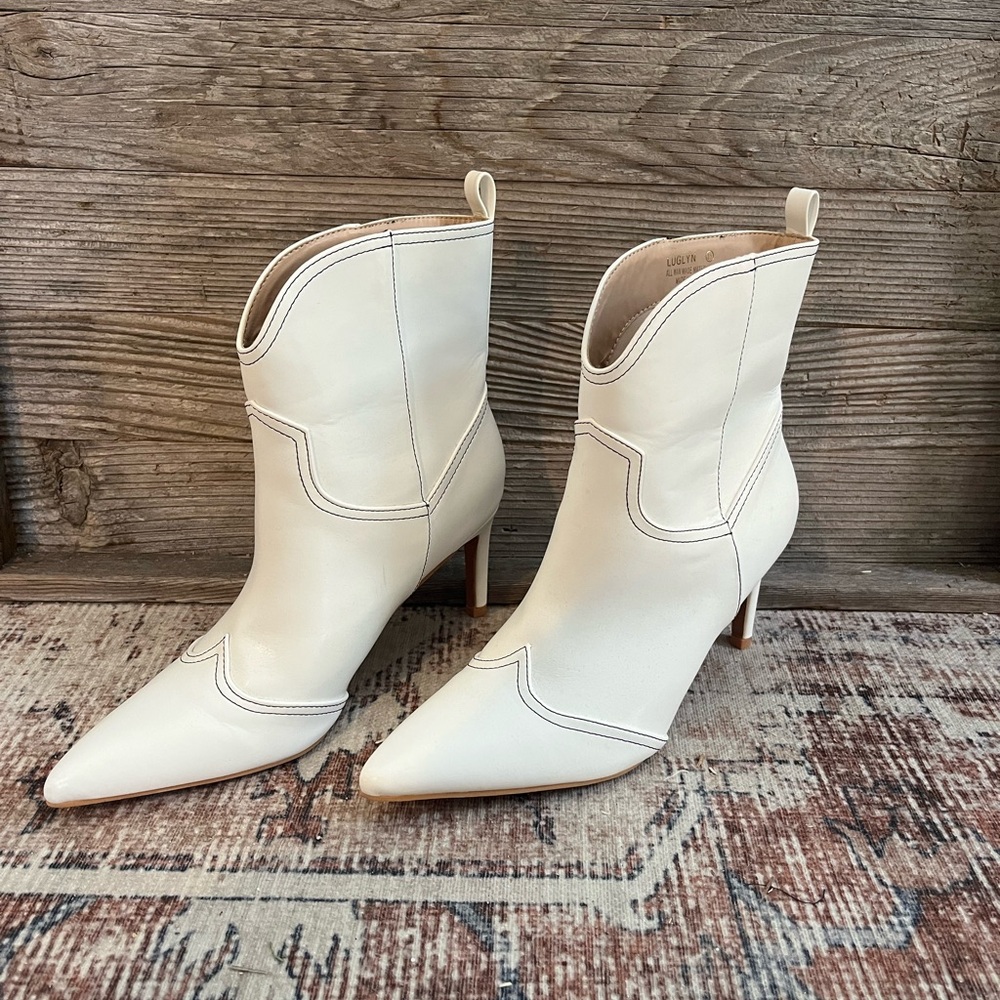Chic White Ankle Boots